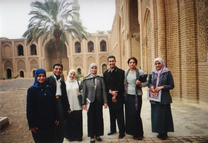 イラク／ムスタンシリア学校で会った若者たち