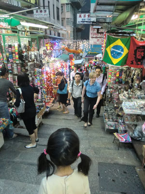 裏路地の露店